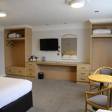 Hibernian & Leisure Centre