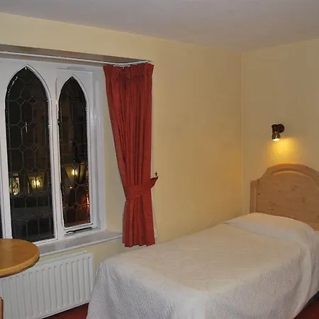 Hotel Hibernian & Leisure Centre 3*