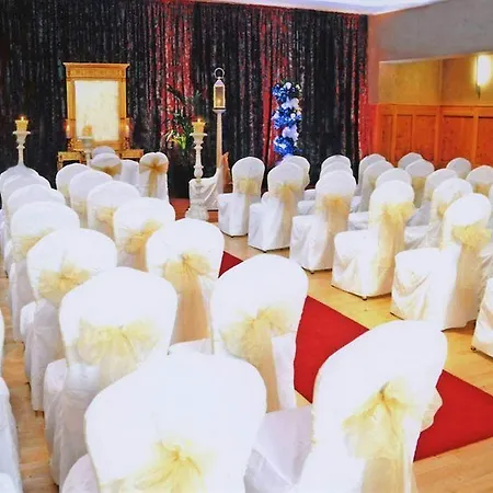 Hibernian & Leisure Centre 3* Mallow