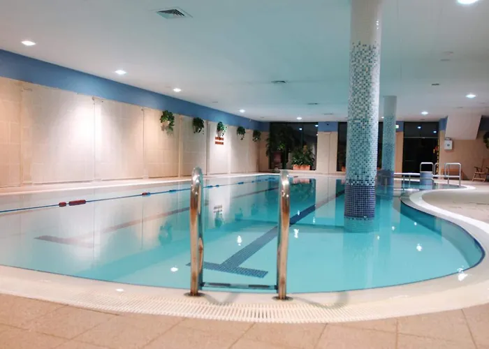 Hotell Hibernian & Leisure Centre Mallow