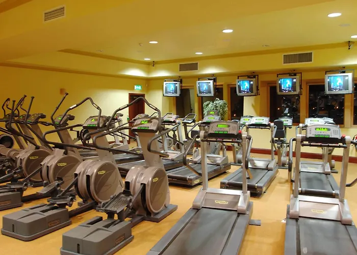 Hotell Hibernian & Leisure Centre Mallow