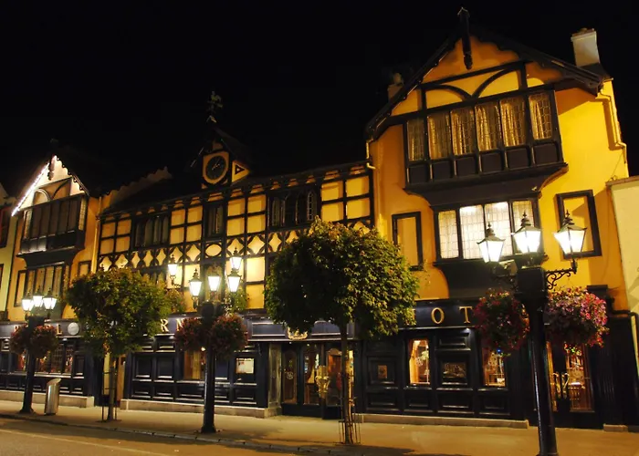 Hibernian & Leisure Centre マロー