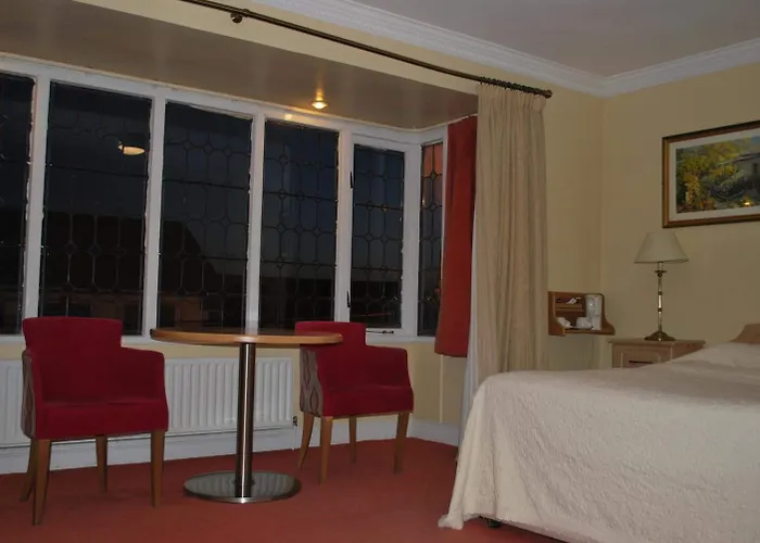 Hibernian & Leisure Centre Hotell